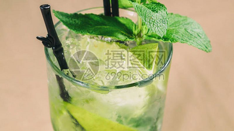 餐饮加盟与自营：优缺点深度解析